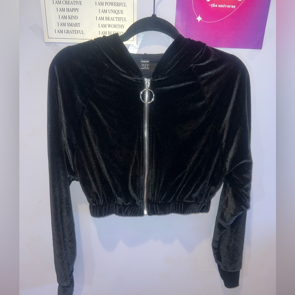 Shein Velvet Black Cropped Zip Up